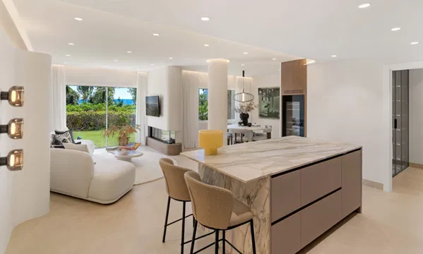Beachfront contemporary apartment with refined Mediterranean living in Estepona, New Golden Mile