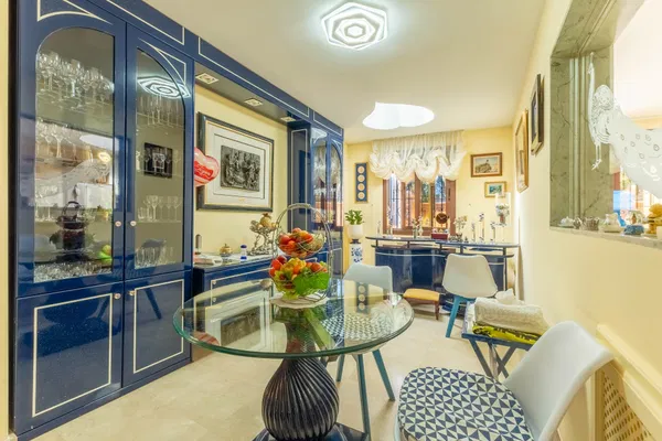 Beachside villa in Los Monteros Playa, Marbella