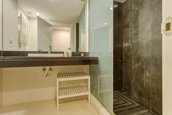 Apartment with an historic character combined with the elegance of modern living on Calle Cister, Málaga