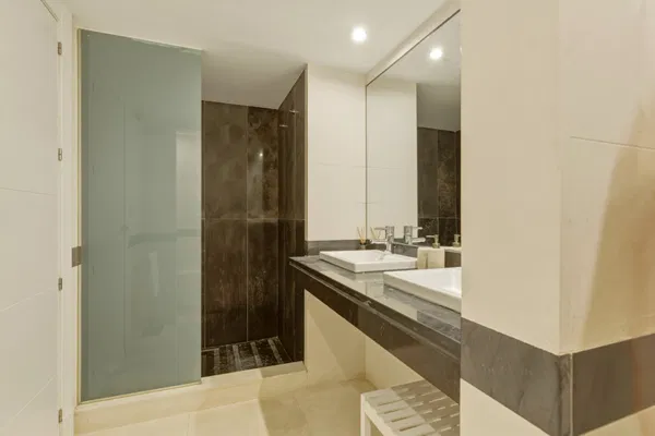 Apartment with an historic character combined with the elegance of modern living on Calle Cister, Málaga