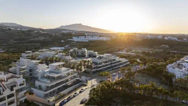 Off-plan apartment in a new development in the heart of the New Golden Mile, Estepona