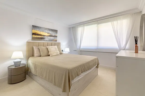A Magna Marbella gem: two-bedroom apartment fully licensed with two parking and two storage rooms, Marbella