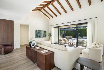 Sophisticated Mediterranean residence in a peaceful beachside setting in Cortijo Blanco, San Pedro de Alcántara