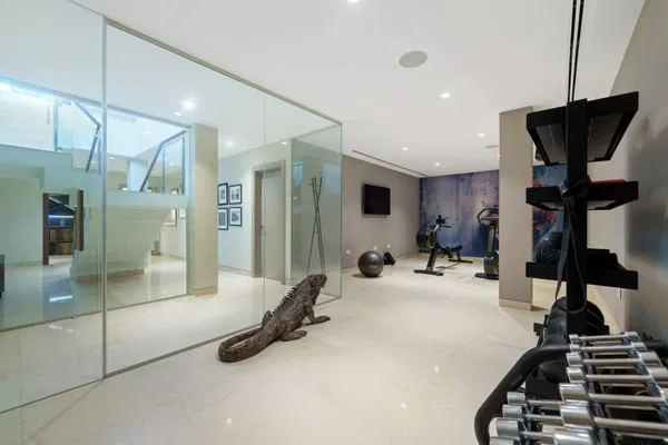 Modern frontline golf villa with panoramic views in the heart of the Golf Valley in Nueva Andalucía, Marbella