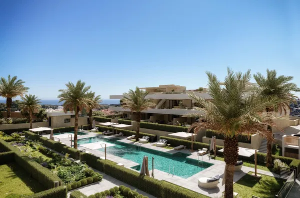 Refined ground floor apartment with private garden and covered terrace in El Campanario, Estepona
