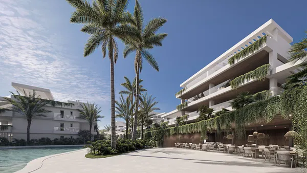 Sophisticated penthouse with rooftop terrace and panoramic sea views in Estepona