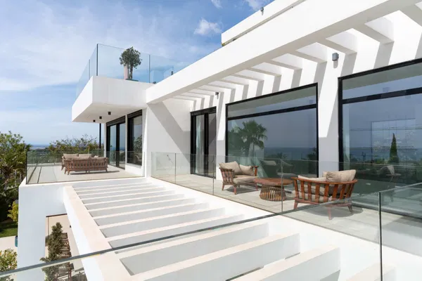Luxury villa surrounded by nature with stunning panoramic views, New Golden Mile, Estepona