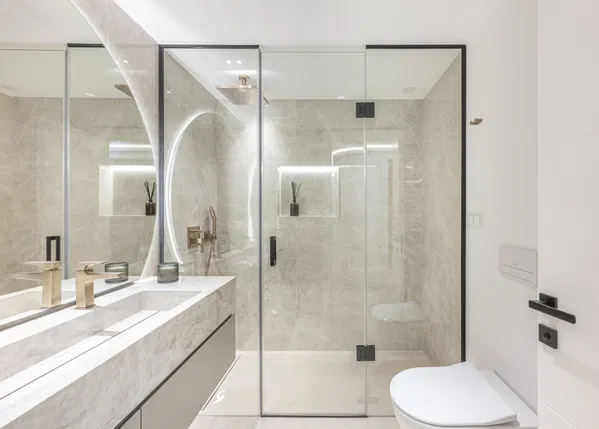 Fully renovated designer apartment turn in Bahía del Velerín, Estepona East