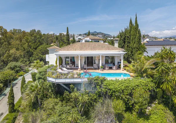 Casa Greco:  a timeless andalusian elegance with panoramic Mediterranean views in El Herrojo Alto, Benahavís