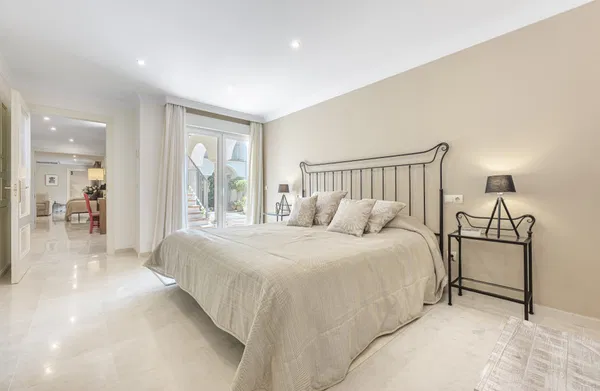 Casa Greco:  a timeless andalusian elegance with panoramic Mediterranean views in El Herrojo Alto, Benahavís
