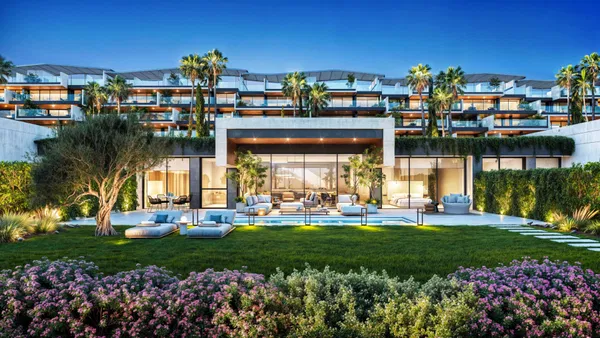 Exclusive beachfront penthouse with sea views and private solarium in Manilva, Málaga