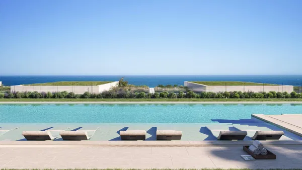Exclusive beachfront penthouse with sea views and private solarium in Manilva, Málaga