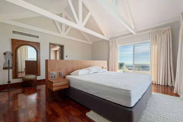 Spacious contemporary villa with guest house in a private hillside setting, Puerto del Almendro, Benahavís