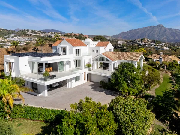 Spacious contemporary villa with guest house in a private hillside setting, Puerto del Almendro, Benahavís