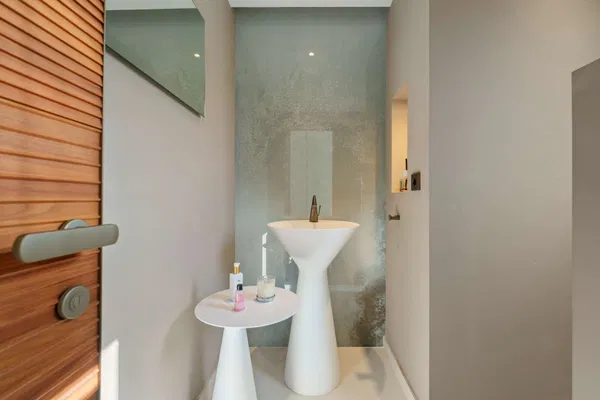 Spacious contemporary villa with guest house in a private hillside setting, Puerto del Almendro, Benahavís