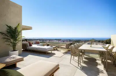 Luxury penthouse with private rooftop solarium and pool in El Campanario, Estepona