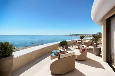 Sophisticated City Apartment  walking distance to the sea in Fuengirola, Málaga